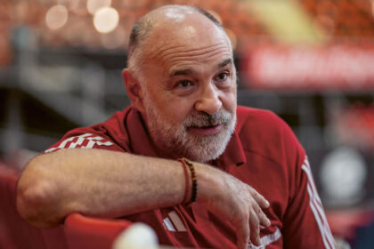 o pablo laso apotelei parelthon apo tin bagern