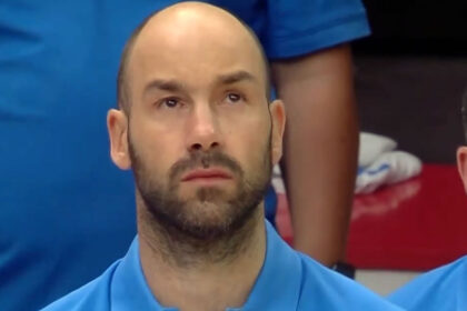 o vasilis spanoulis eklepse xana to cheirokroti