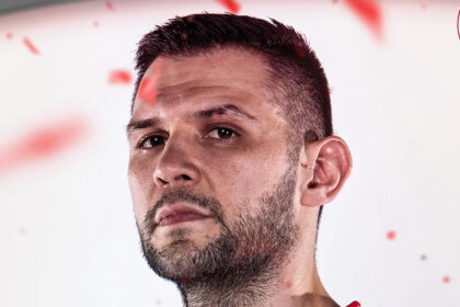 kostas papanikolaou o archigos echei genethlia