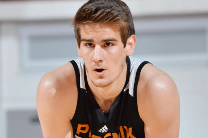 i gevi napoli se nea epochi me dragan bender