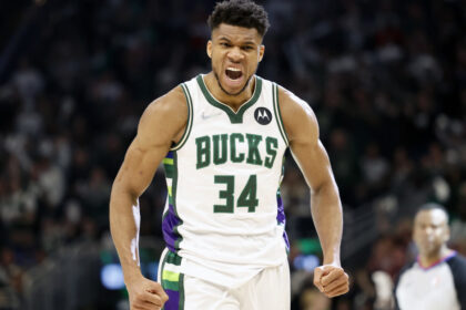 o greek freak klevei proponiti apo ton olybiako