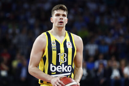 euroleague nok aout o biberovits poioi tha kaly