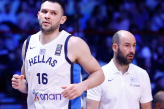 kostas papanikolaou pragmatikos archigos pou eb