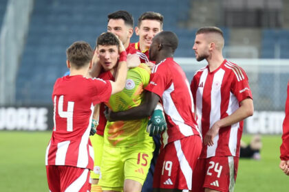 uefa youth league astamatiti i u19 tou olybiako